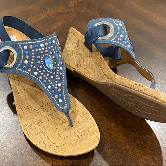 White Mountain Shoes - White Mountain Size 8 Blue Cork Wedges